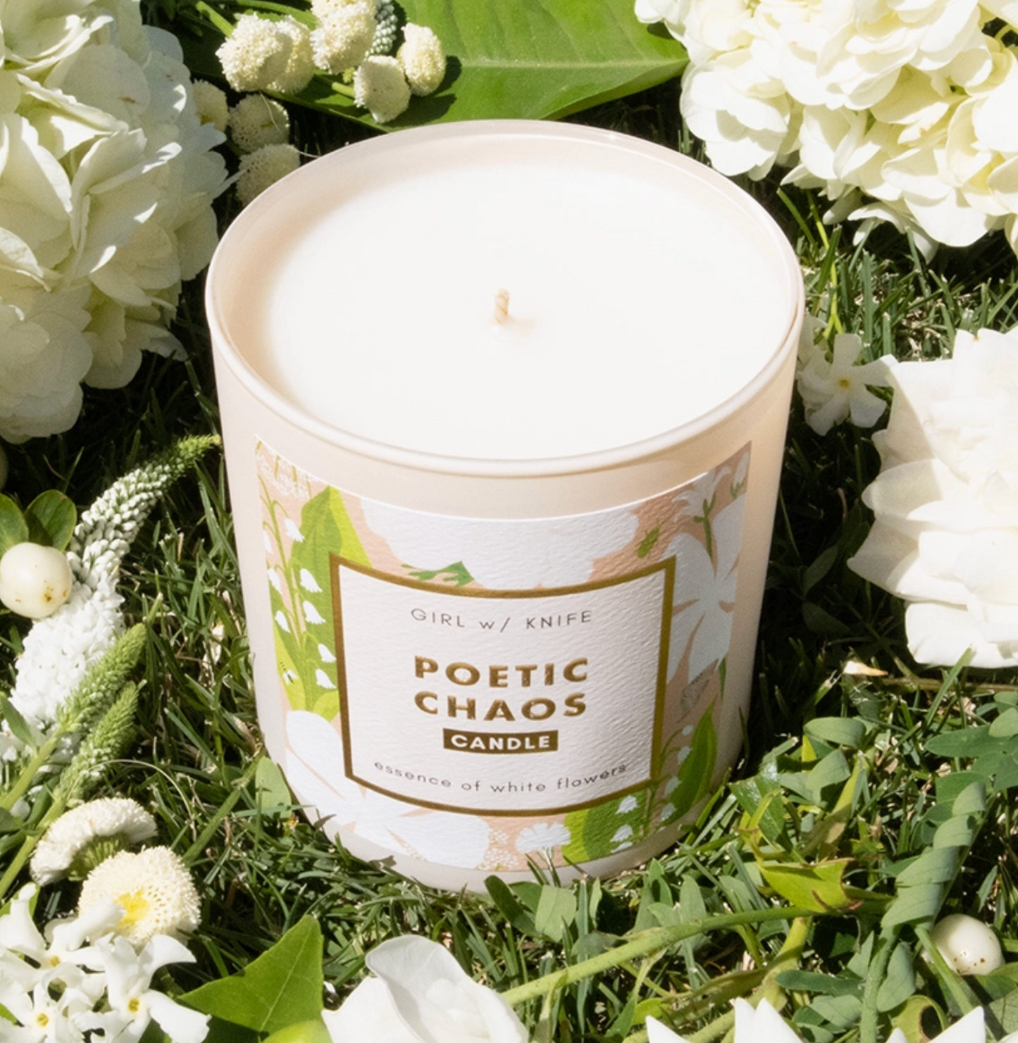 Poetic Chaos Candle - Essence of White Flowers