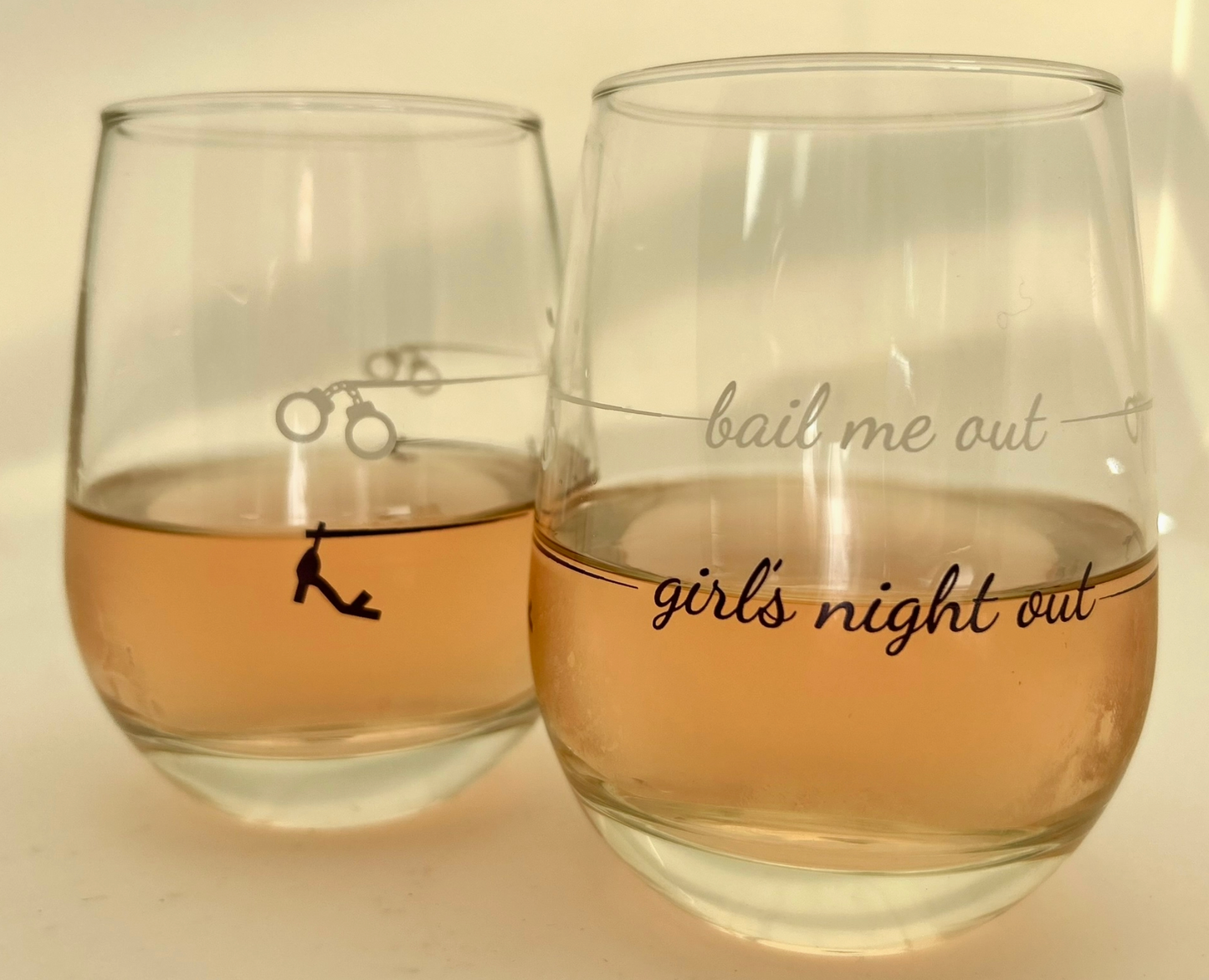 Bail Me Out Wine Glass | Stemless
