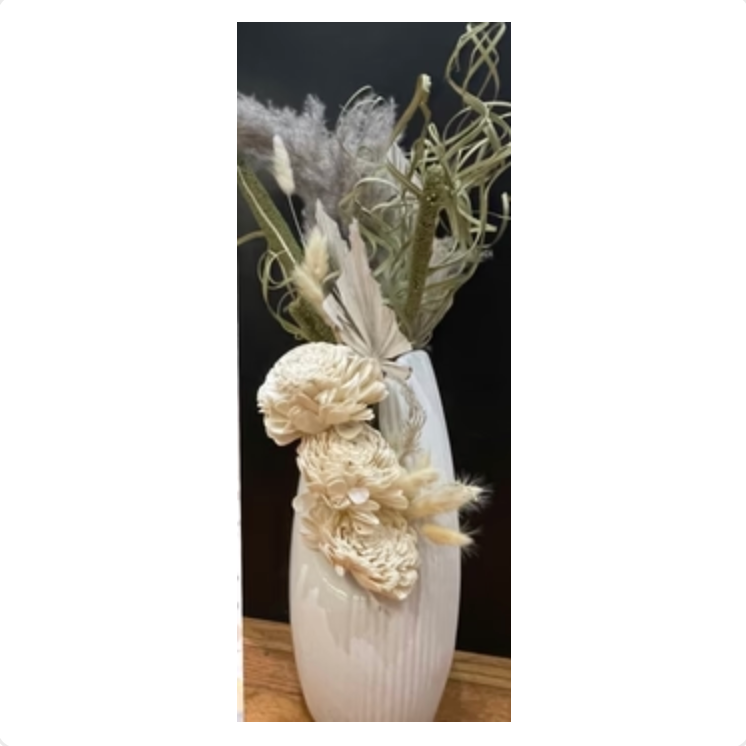 Pampas & Sola Flower Bouquet in Decorative Vase