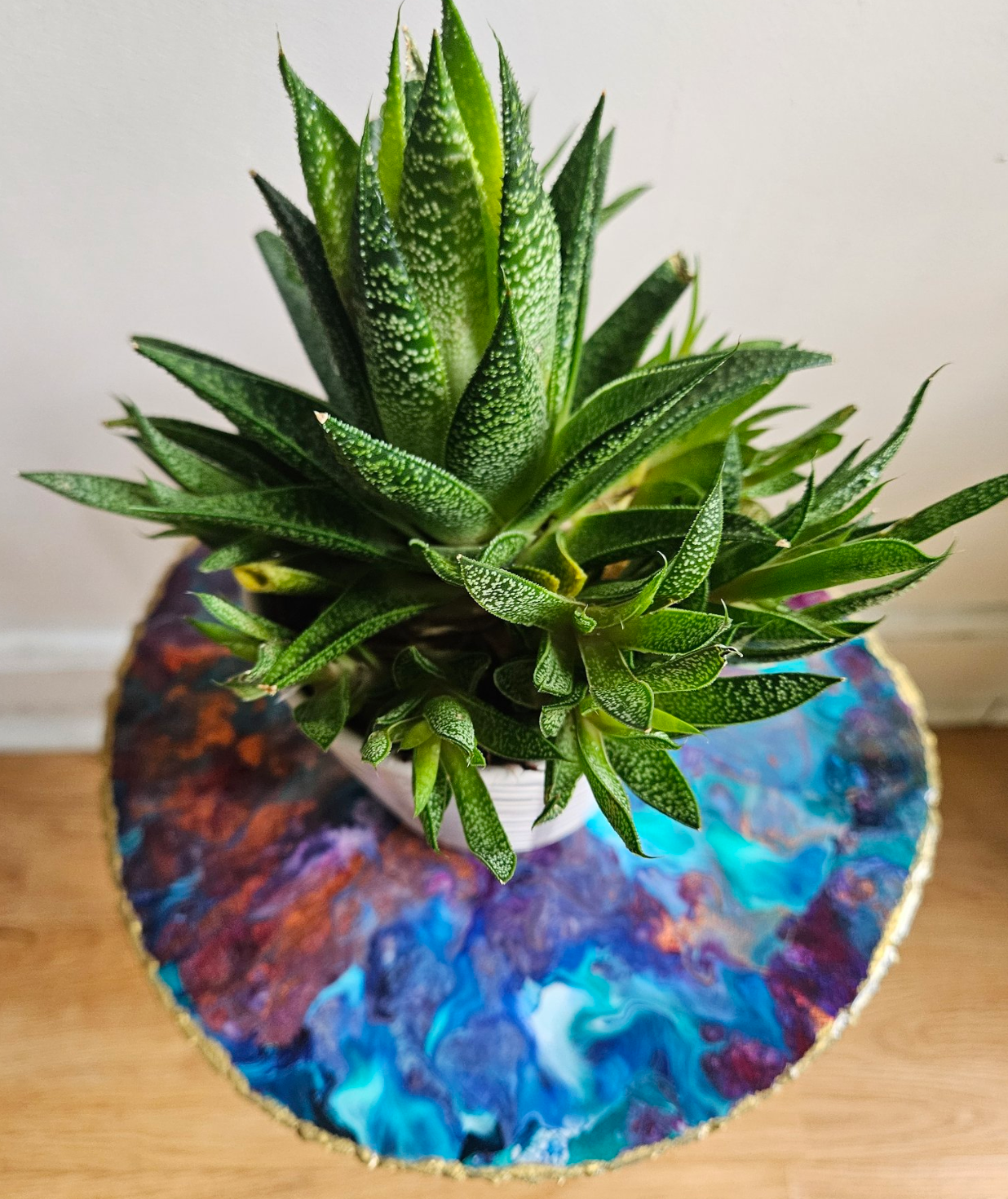 Jungle Star: 12" Custom Table/Stand