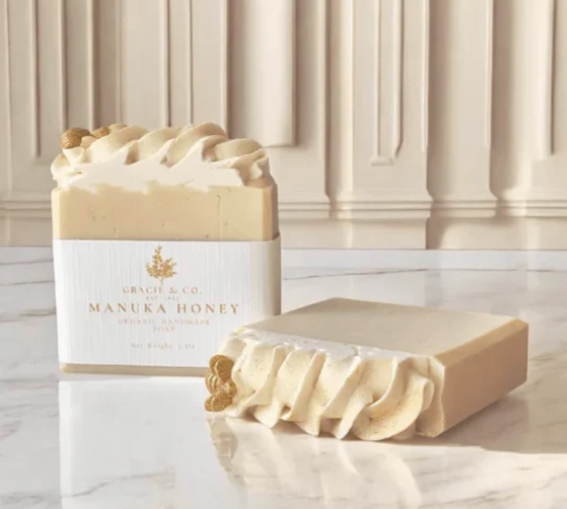 Manuka Honey Oats & Coconut Milk Shea Butter Soap